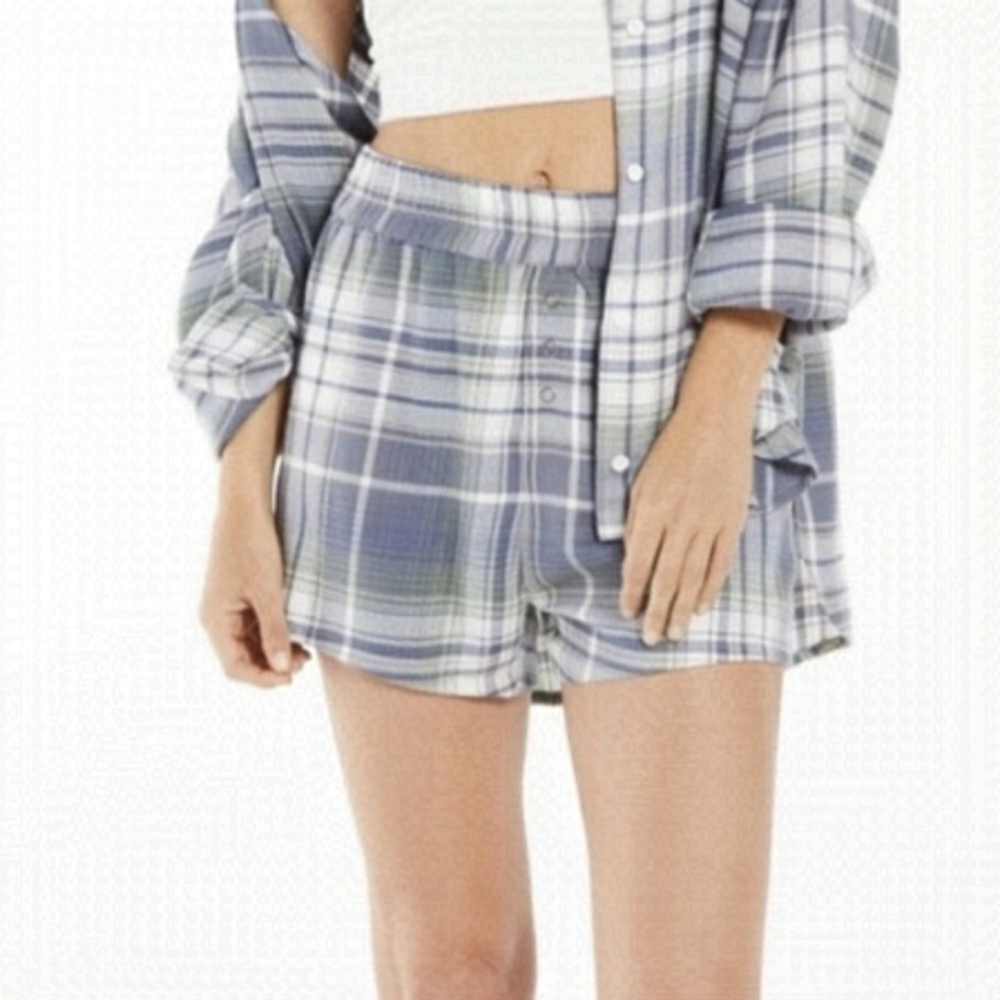 Z Supply Road Trip Plaid Shorts, NWT , Size M